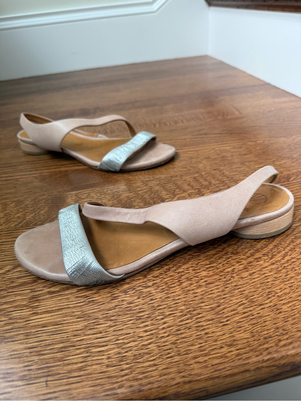 COCLICO Slim Slingback Silver Colorblock Embossed Leather Sandals Minimalist 40
